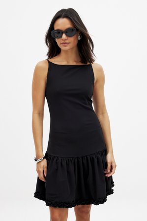 NA-KD Minikleid mit Rüschen und offenem Rücken - Minikleider - Schwarz - XS (EU 32)