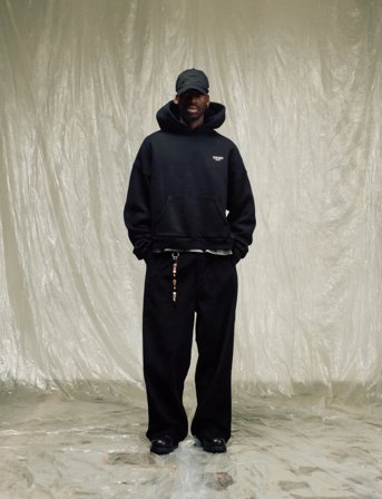 Isnurh Isnurh Basement Relax Hoodie - Black - S