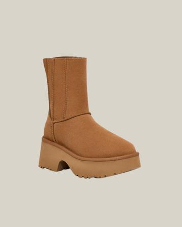 UGG W Classic Twin Seam New Heights Beige Schuhe Mädchen - Kidsbrandstore