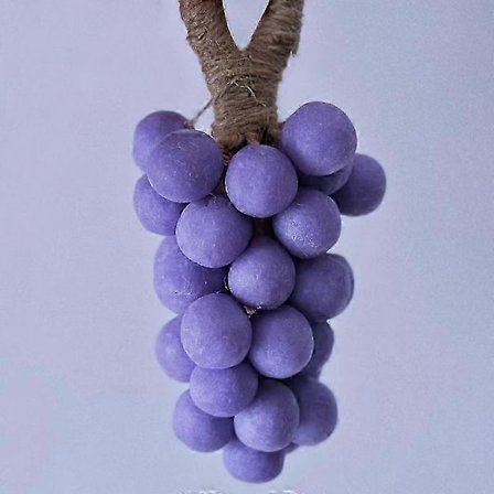 Handgjord druvklaseformad tvål på rep, naturlig kallprocess för dusch