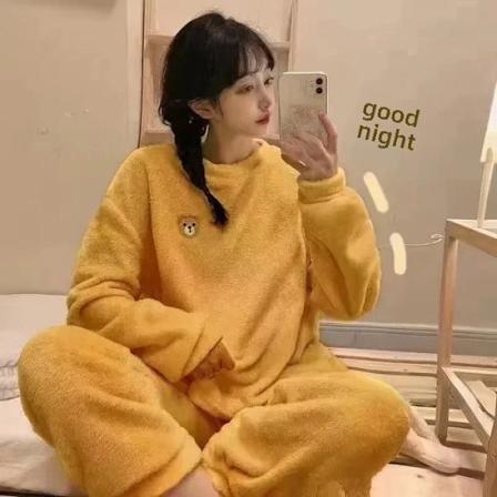 Gränsöverskridande Hösten Vinter Flannel Förtjockade Kvinnors Söta Cartoon Casual Lång Ärm Pullover Pajama Set Home Kläder Ins 13.18 yellow bear head 
