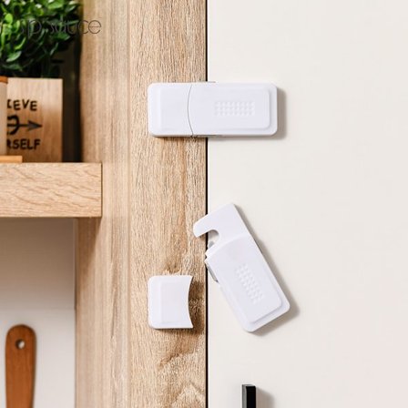 Sikkerhetslås for barn 2 stk. Sikkerhetslås for skuffeskap Dør