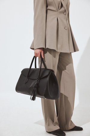 NA-KD Überlappende Leder-Tote - Taschen - Schwarz - One Size