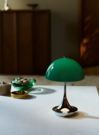 Panthella 160 oppladbar. Original krom/grønn (akryl)