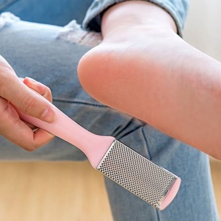 Multifunksjonell dobbeltsidig fotfil med lokk, brukes til å fjerne død hud og hard hud, fotfilverktøy, fotfil, hælfil