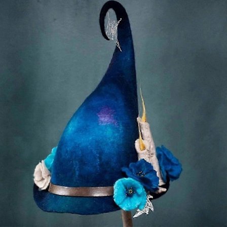 Heksehatt med blomsterranke, Filt Cosplay Hatt Rekvisitt for Halloweenfest, Voksen Kostyme Tilbehør Blå