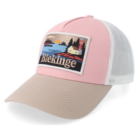Wild Spirit - Rosa trucker Keps - Swedish Blekinge Landscape Light Pink/White/Light A-Frame Trucker @ Hatstore