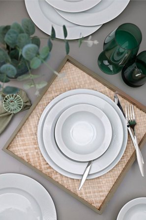 Hermia - Middagssett (18 deler) Zubi - Hvit - Servise sett - Fra Homeroom