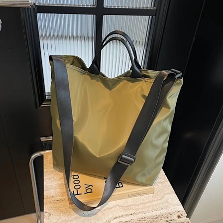 Vattentät nylonväska dam stor kapacitet axelremsväska, Militärgrön