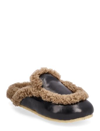 Sandals - Flat - Closed Toe - Op Brown ANGULUS