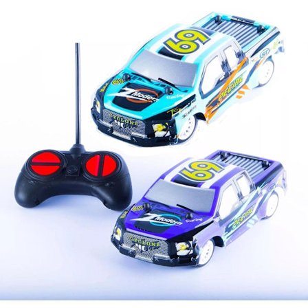 16cm Radiostyrd bil med belysning . Fr 4år