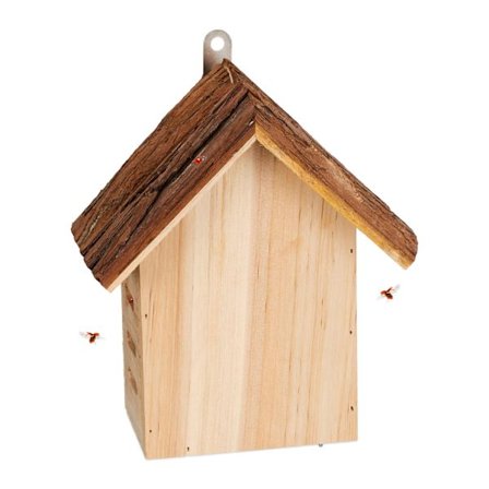 Puinen leppäkerttutalo