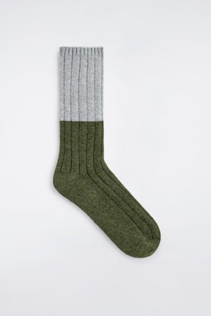 COS Men's Ribbed Colour Block Socks in Grön