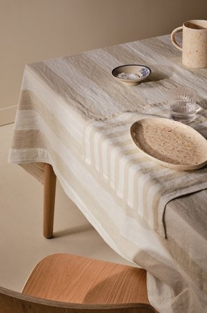 Jotex - Duk i Linmiks Beige - SANNE - Kjøp Duker hos Jotex