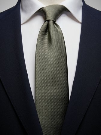 John Henric Men's Dark Green Tie Plain Size 8