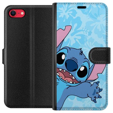 Kompatibelt Lommeboketui til Apple iPhone SE (2020) Leken illustrasjon av Stitch som strekker seg mot kameraet på lyseblå blomstret bakgrunn