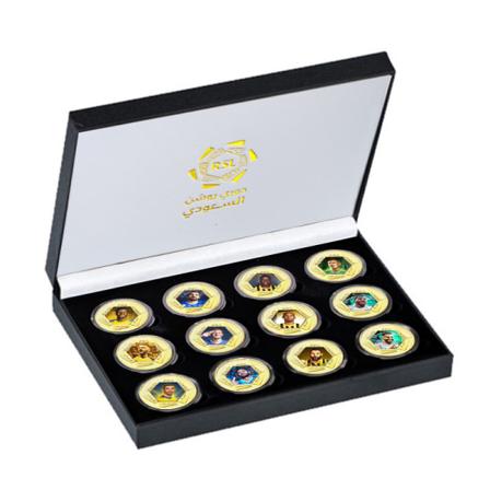 Saudi Premier League minnesmynt i metall med fotbollsstjärnorna C Ronaldo, Benzema och Neymar – en perfekt present till fotbollsälskare 1set Saudi 