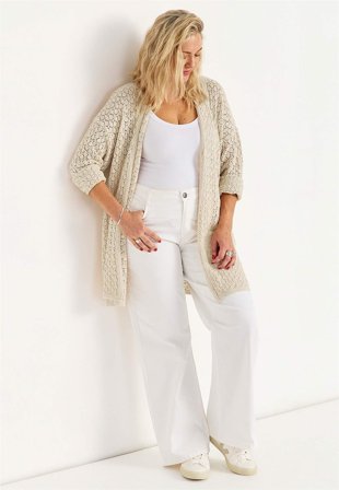 Cellbes of Sweden - Strikket cardigan med hulmønster i lys beige til damer i størrelse 50/52