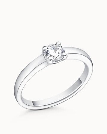 Solitaire Ring Leonora 18K White Gold - Engagement Rings & Wedding Rings from Vanbruun