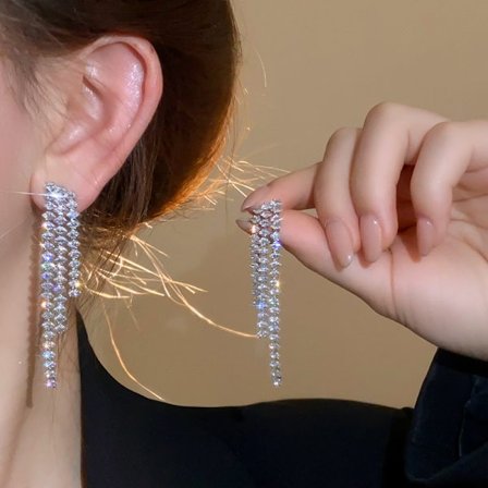 Zirkon vatten droppe choker halsband, lätt lyx, nisch high-end, krage, höst- och vinterklänning, mångsidigt temperament tillbehör