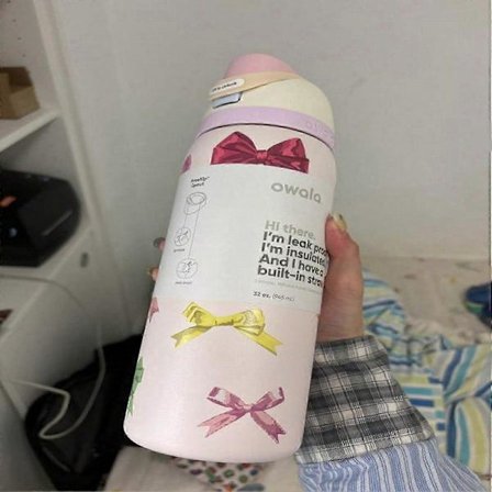 Owala FreeSip Isolerad Vattenflaska i Rostfritt Stål med Sugrör - 946 ml (32oz) för Sport, Resor & Skola 2025