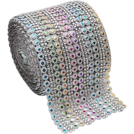 10 jaardia (9 metriä), timanttikirjailtu reuna, 16 riviä timanttinauhaa, timanttirullia, verkkotimanttinauhaa, kimaltavaa kristalli