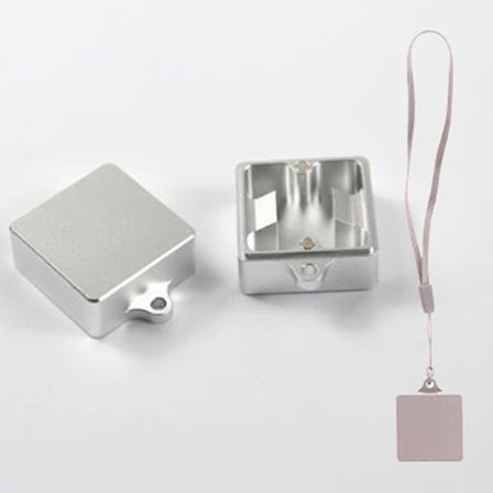 Mekaniskt tangentbord magnetiskt sugande CNC metallbrytare Silver