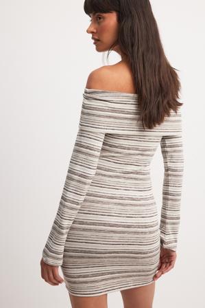 Basma Bada x NA-KD Robe courte rayée à épaules dénudées - Robes bustier - Beige,Stripe - X-Small