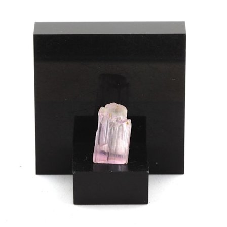 Stenar och mineraler. Kunzitis. 5,12 ct. Konarprovinsen, Afghanistan.