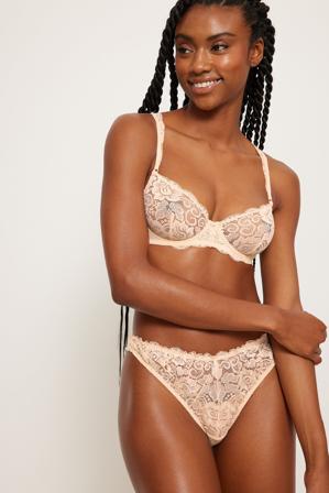 NA-KD Lingerie Culotte échancrée en dentelle - Culottes - Beige - X-Large