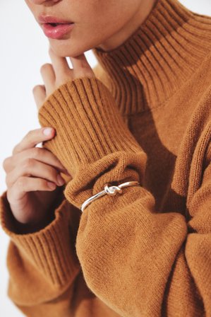 NA-KD versilberter Knotenarmreif - Schmuck - Silber - One Size