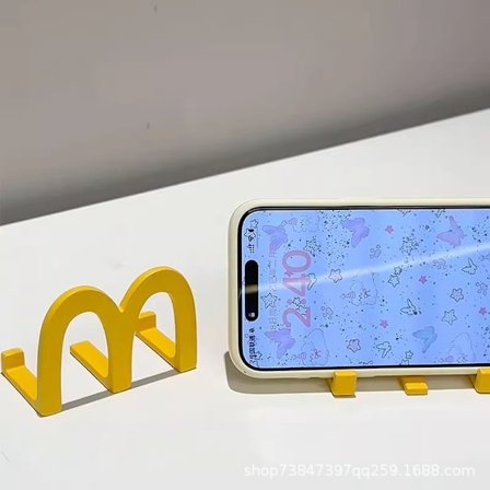 M-formet McDonald's mobiltelefonholder skrivebordsdekorationer pigers arbejdsstation sød eksklusiv niche 1 stk.