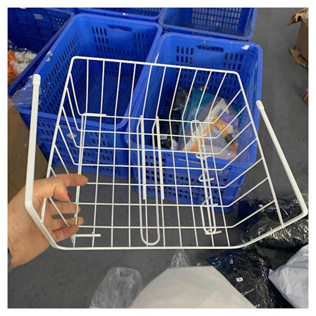 Metall hängande korg under skåpet Trådkorg Små föremål Organizer för hemmabruk Svart