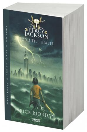 Född till hjälte - Bok av Rick Riordan - Storpocket