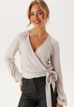BUBBLEROOM Pleated Long Sleeve Wrap Top Klær