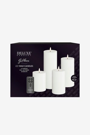 DeluxeHomeart - LED Giftbox Pillar Candle 4 stk + fjernbetjening - Hvid - Lys - Fra Homeroom