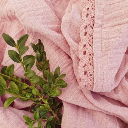 Ekologisk Babyfilt Krinklad Lace Pale Mauve - Babynord