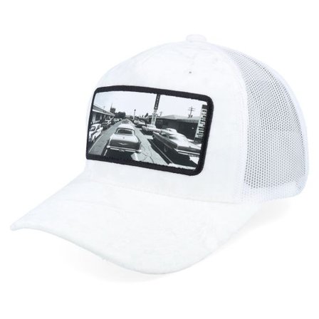Calza Pennello - Vit trucker Keps - 50s Classic Cars Velvet White A-Frame Trucker @ Hatstore
