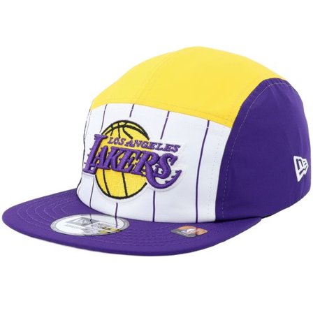 New Era - NBA Lila 5panel Keps - Los Angeles Lakers NBA Tipoff Camper Purple/White/Yellow 5-Panel @ Hatstore