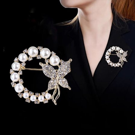 Uusi Pearl Rhinestone Circle Butterfly rintaneula naisille Tren