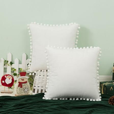 Retro Rød julehjemmesofa Dekorativ fløyelsballkvast Putetrekk uten kjerne Pearl White 45*45cm