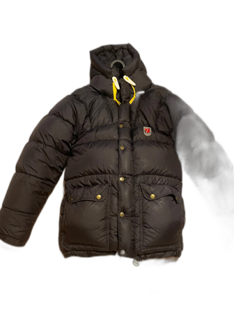Svart vinter jacka från Fjällräven