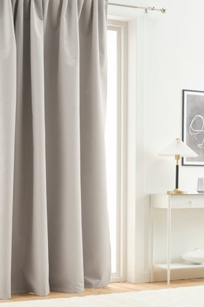 Jotex - Mørkleggingsgardin 1-lengde Ekstra Bred Lys grå - ERIS - Kjøp Multifunksjonsgardiner hos Jotex