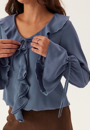 BUBBLEROOM-Frill Tie Blouse-L