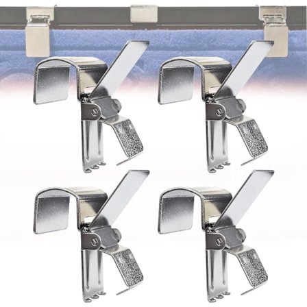 Set med 4 stålklämmor för att hänga mattor hemma, i butiken, på utställningen
