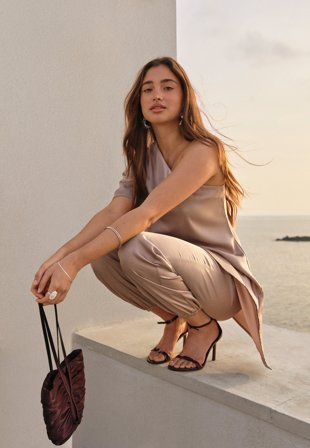 BUBBLEROOM - Asymmetric Satin Blouse - Light nougat