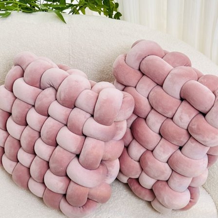 To myke knuteputer for hjemmeinnredning, firkantede puter for kontoret, plysjputer for stue og soveromssofadekorasjon.