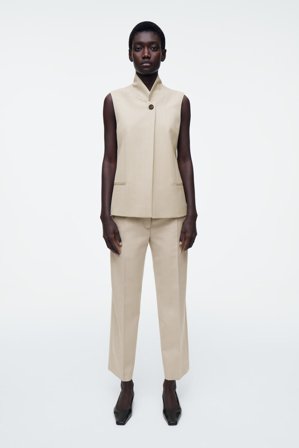 COS Women's Ullbyxor Med Smala Ben in Beige