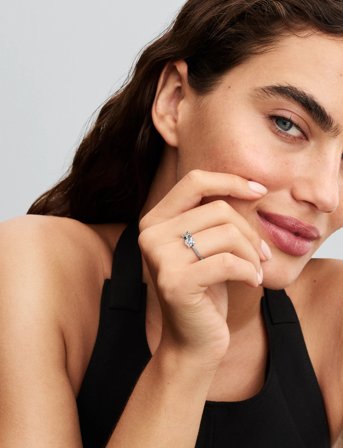 Pandora Disney Stitch Sterling Silver Ring With Clear Cubic Zirconia And Black Enamel - Silver - 56