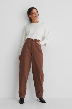 NA-KD - Jeans med løs passform - Mom jeans - Brun - EU 36